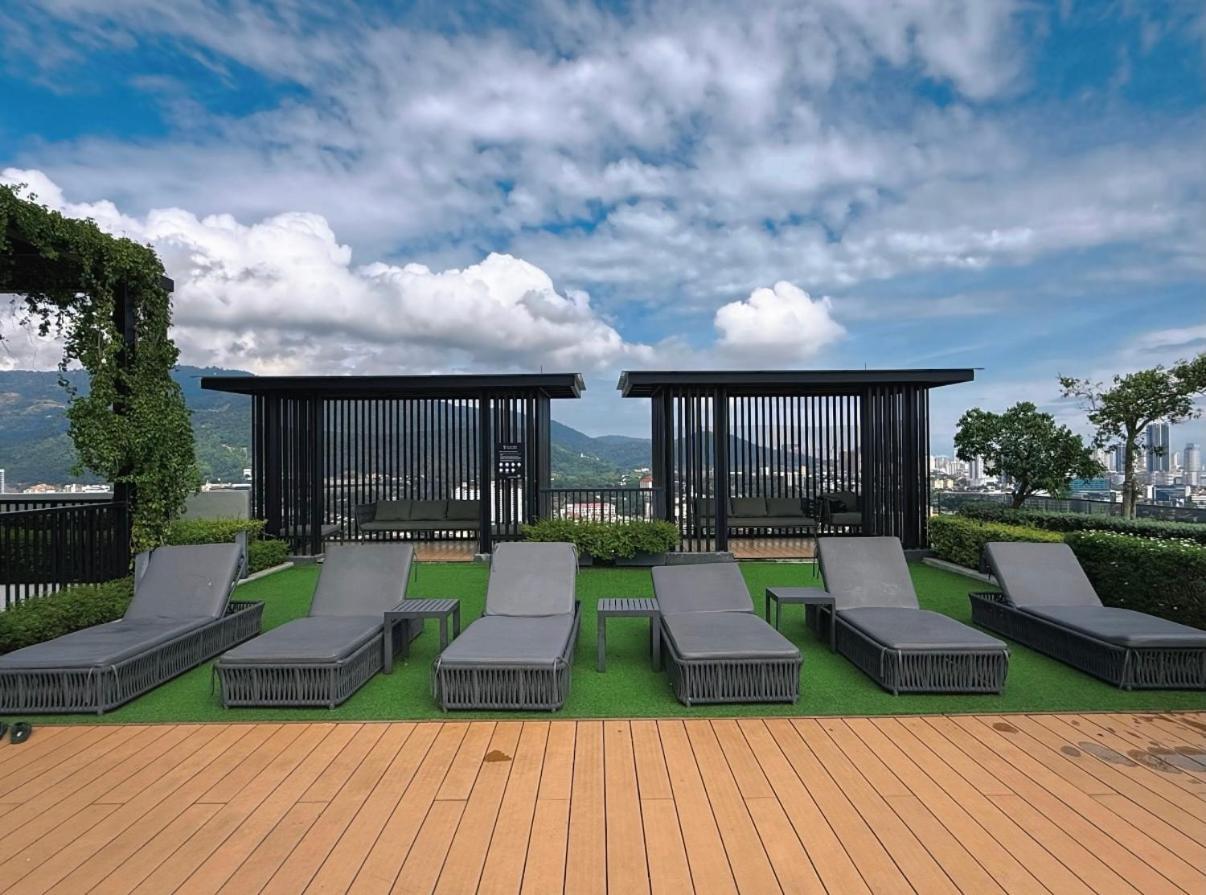 Beacon 2Br Infinity Pool - By Bnb4U Джорджтаун Экстерьер фото